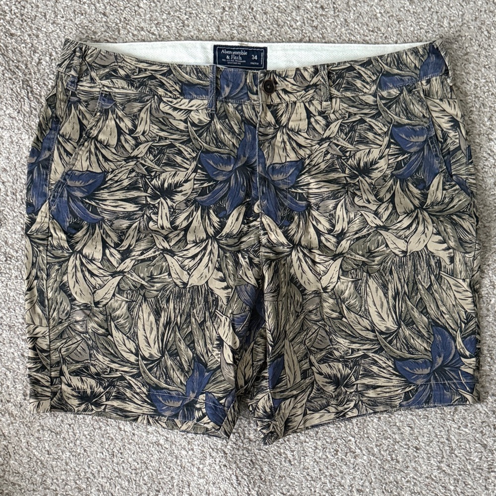 Abercrombie & Fitch Floral Print Men Shorts - Blue and Tan